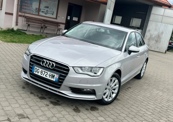 Audi A3 cena 49900 przebieg: 169555, rok produkcji 2015 z Ostrołęka małe 172